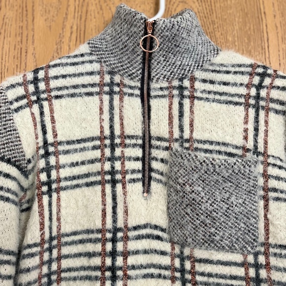 entro Women’s Ivory Multicolor Plaid Pullover Fall/Winter Casual Sweater Sz-S - Picture 8 of 9